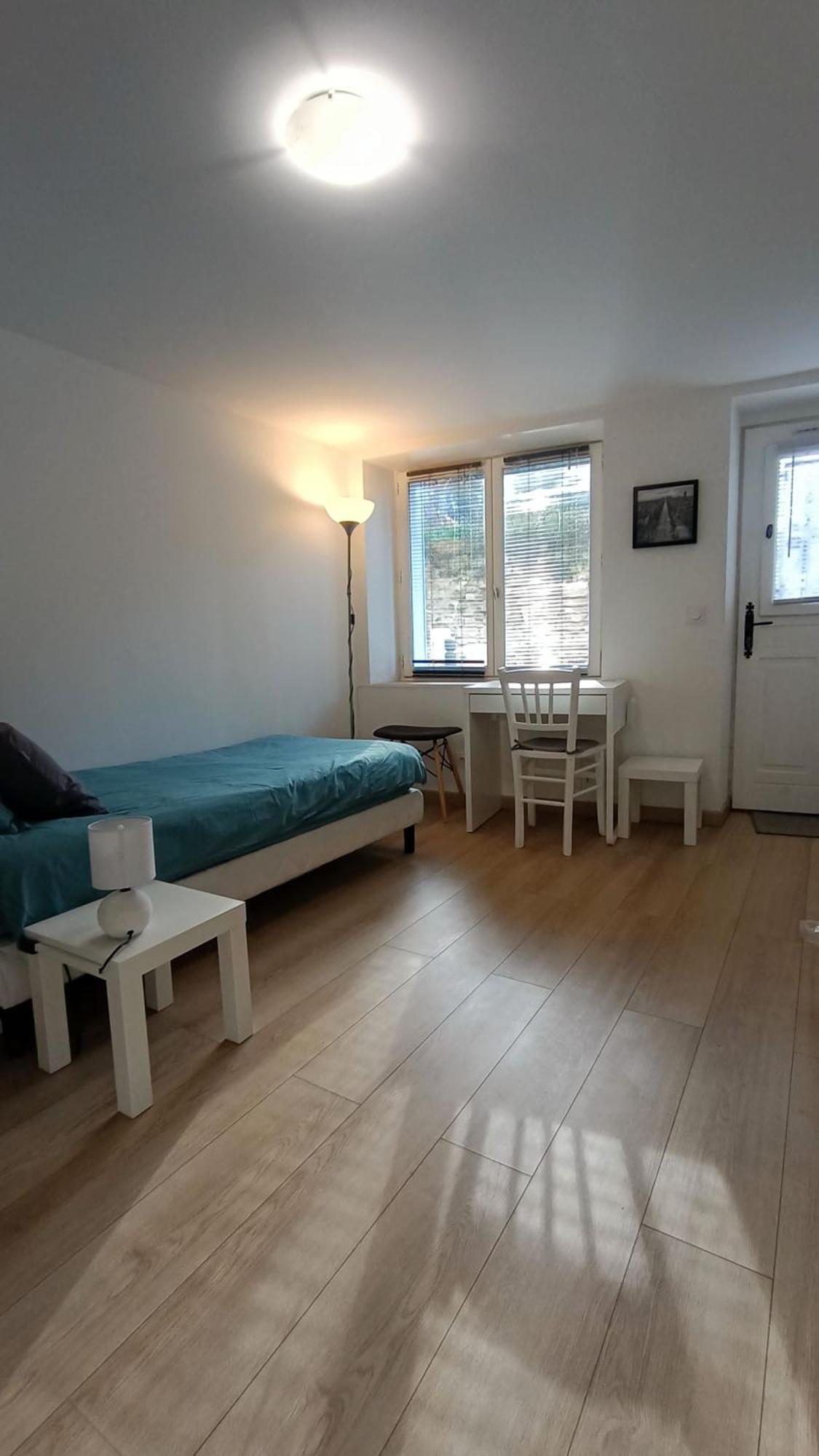 Studio Meuble A Bougival Екстериор снимка